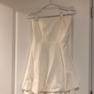 White strapless dress